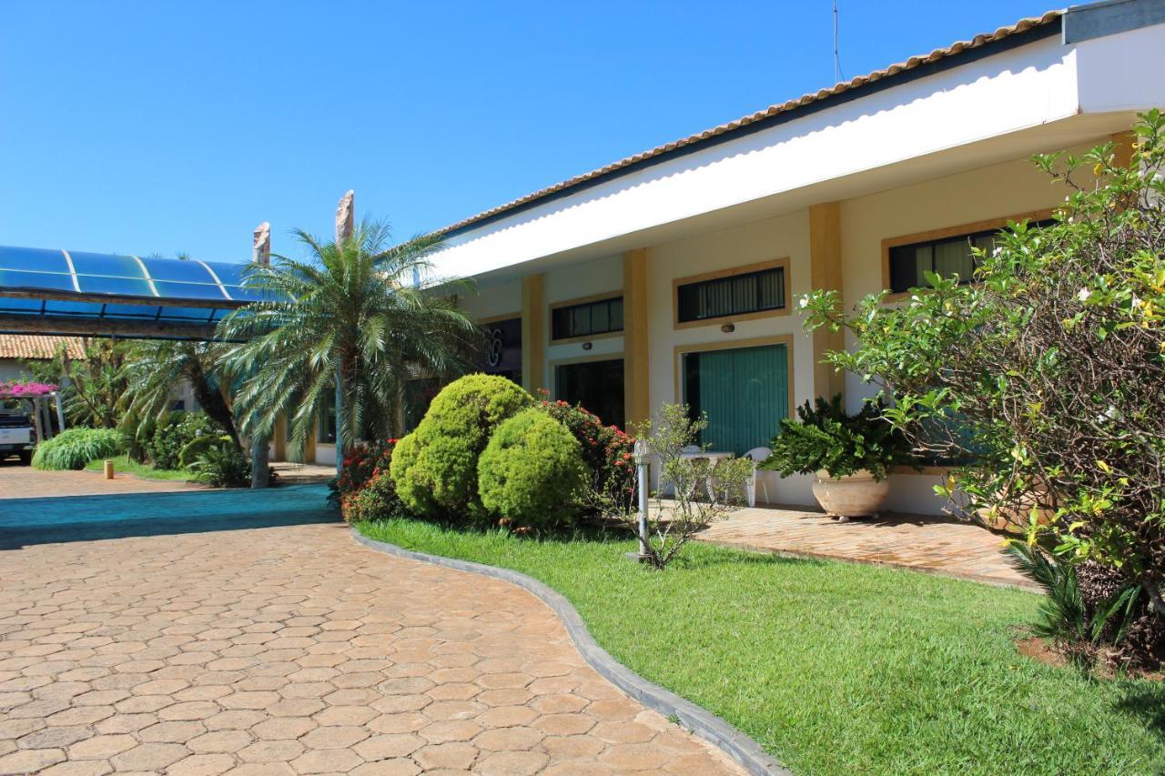 Grandes Lagos Park Hotel Jales Exterior photo