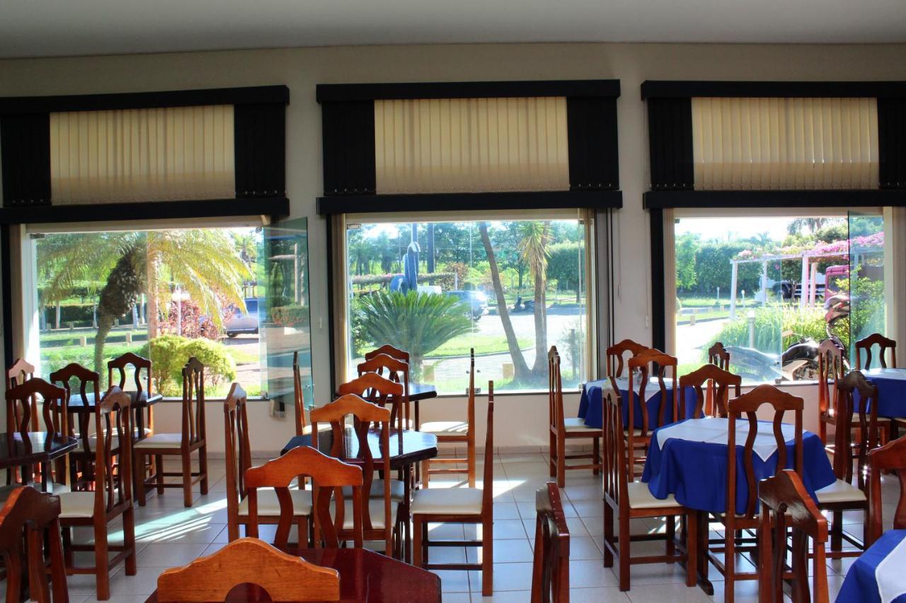 Grandes Lagos Park Hotel Jales Exterior photo