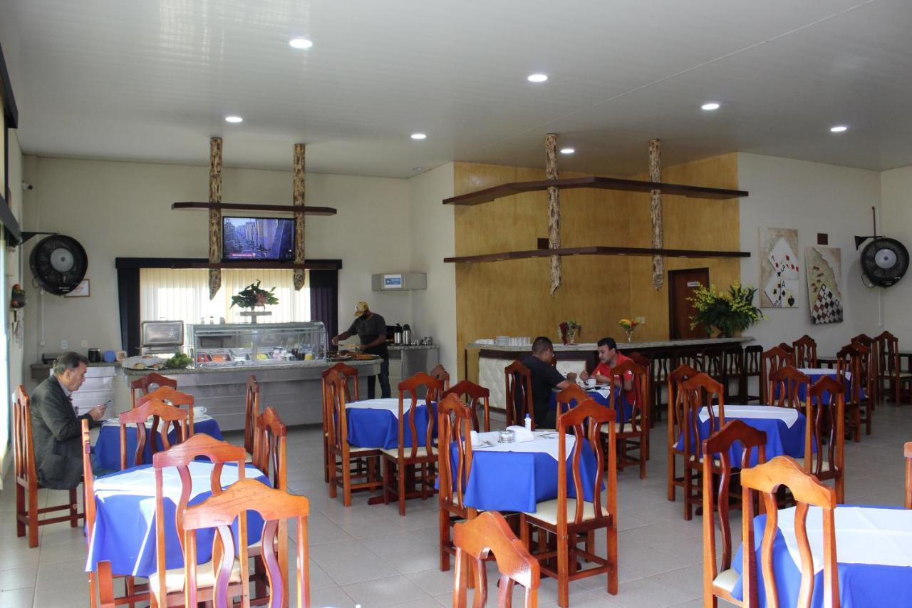 Grandes Lagos Park Hotel Jales Exterior photo